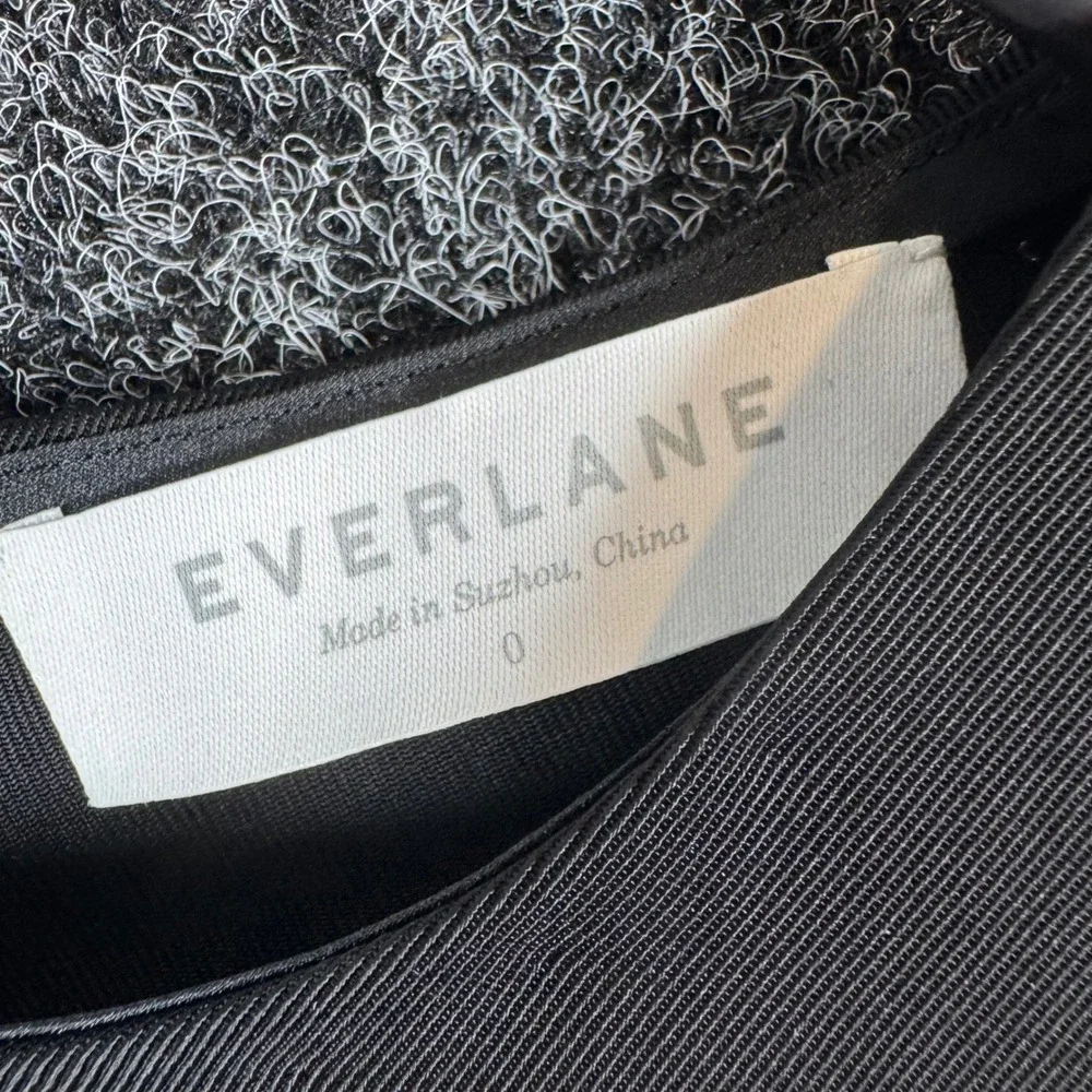 Everlane Black Sleeveless Full Zip Back‎ Shell Top Triacetate Size 0
